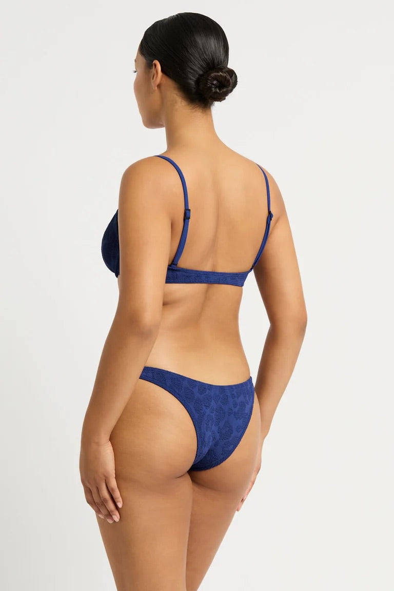 Vista Brief