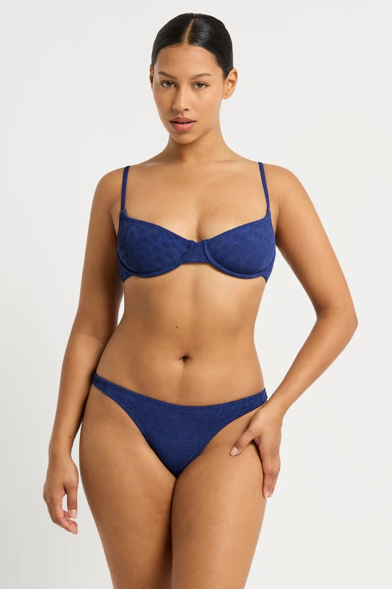Vista Brief