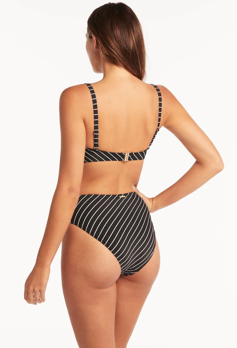 Shoreline Twist Front Bandeau