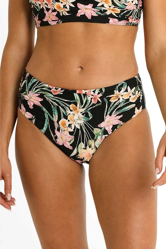 Camellia Ruched Mid Rise Pant