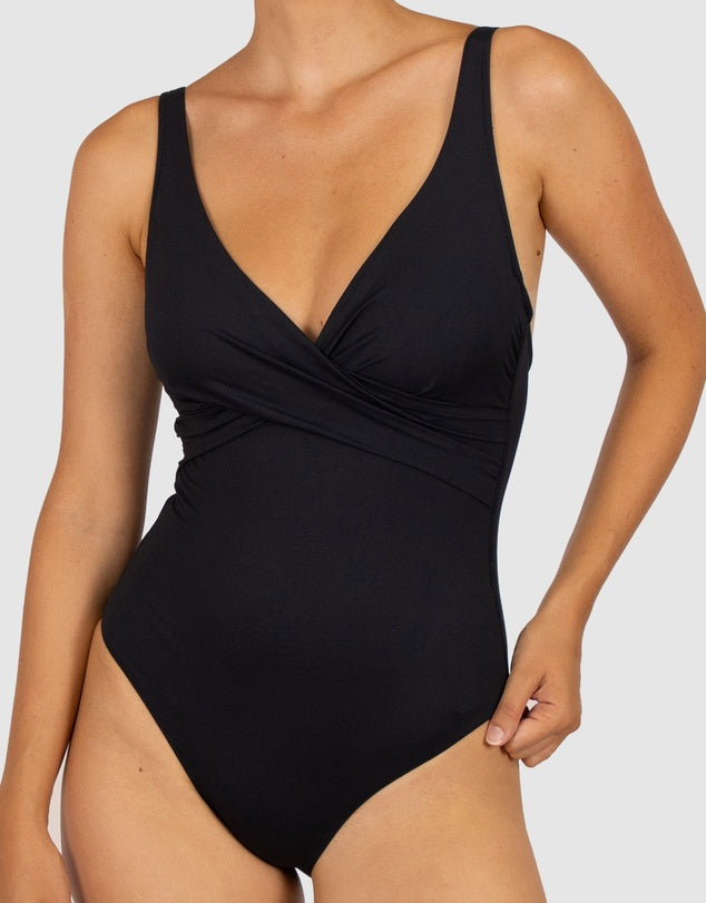 Chloro D-E Cup Wrap Wire One Piece Swimsuit