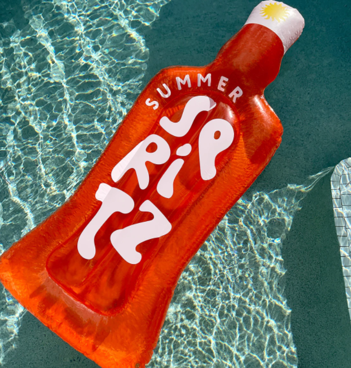 sunnylife LUXE LIE ON FLOAT SPRITZ online exclusive)