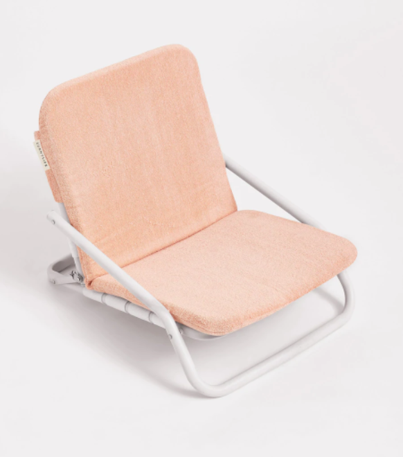 sunnylife CUSHIONED BEACH CHAIR SALMON