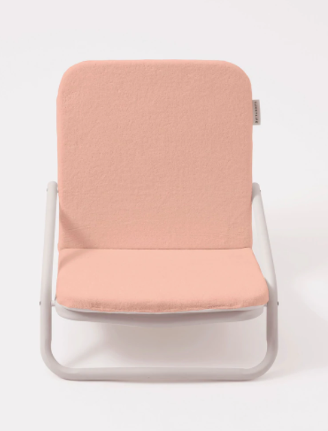 sunnylife CUSHIONED BEACH CHAIR SALMON