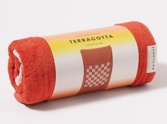 sunnylife LUXE GAMES TOWEL TERRACOTT