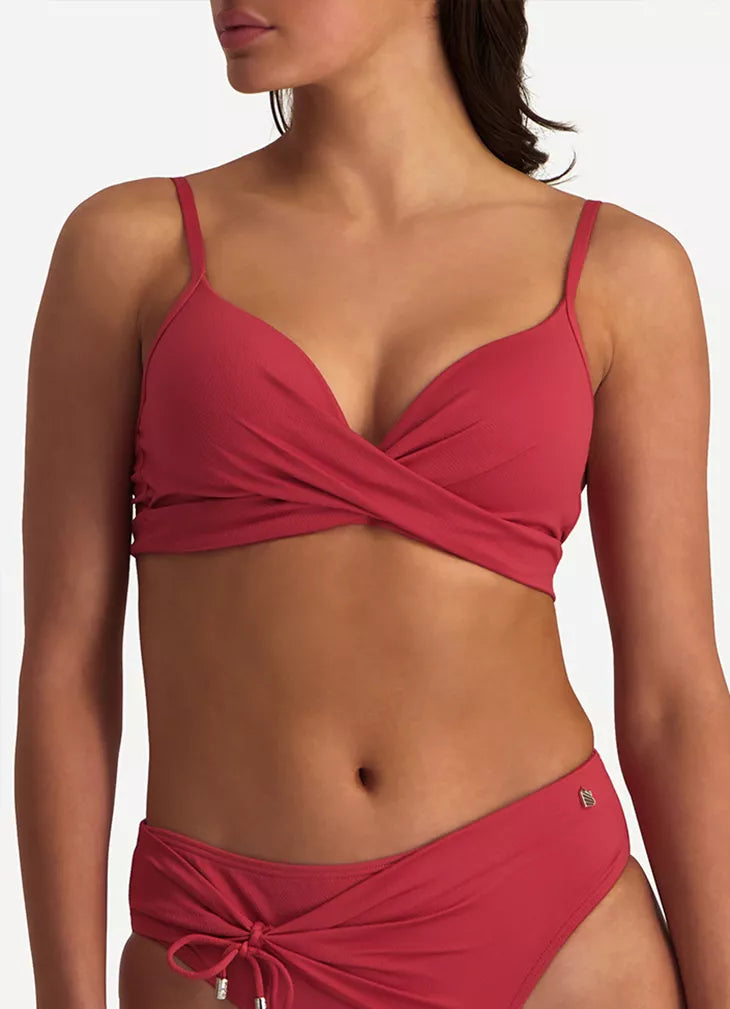 BEACHLIFE Cardinal Red D twist bikini top